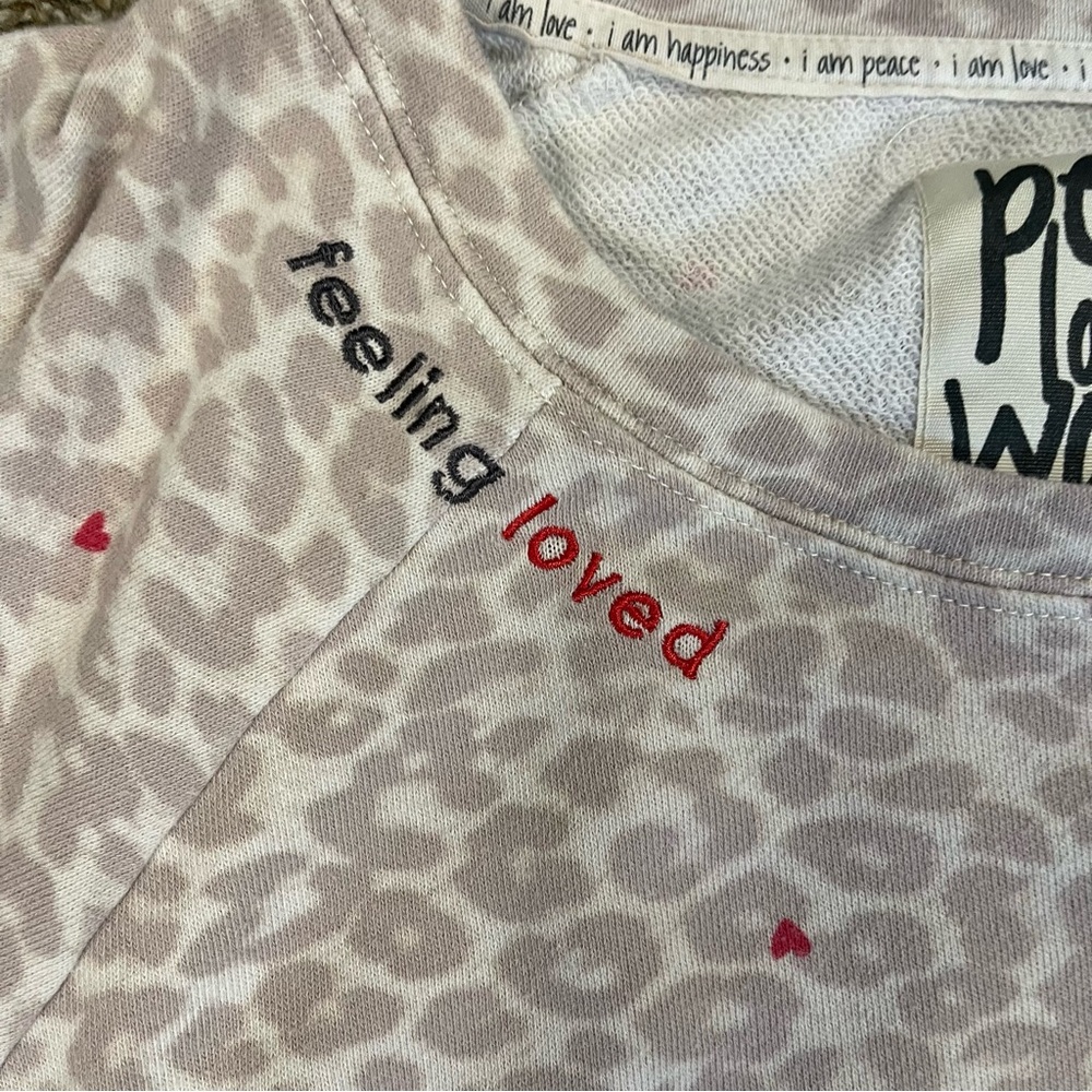 Peace Love World French Terry Pullover Sweatshirt Leopard Women’s Size 1X - Picture 3 of 8